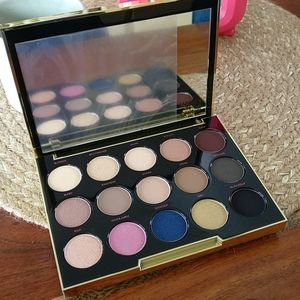 Urban Decay Eyeshadow Palette